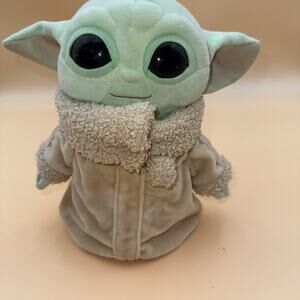 2020 Star Wars Mandalorian 8”Baby Yoda Grogu Plush by Mattel